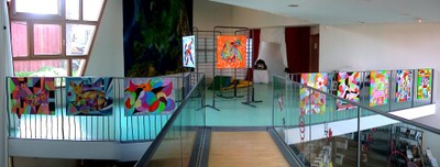 L’Expo de Christiane Demuth en train de s’installer à la médiathèque de Waldighoffen