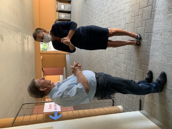 Le Maire et la directrice