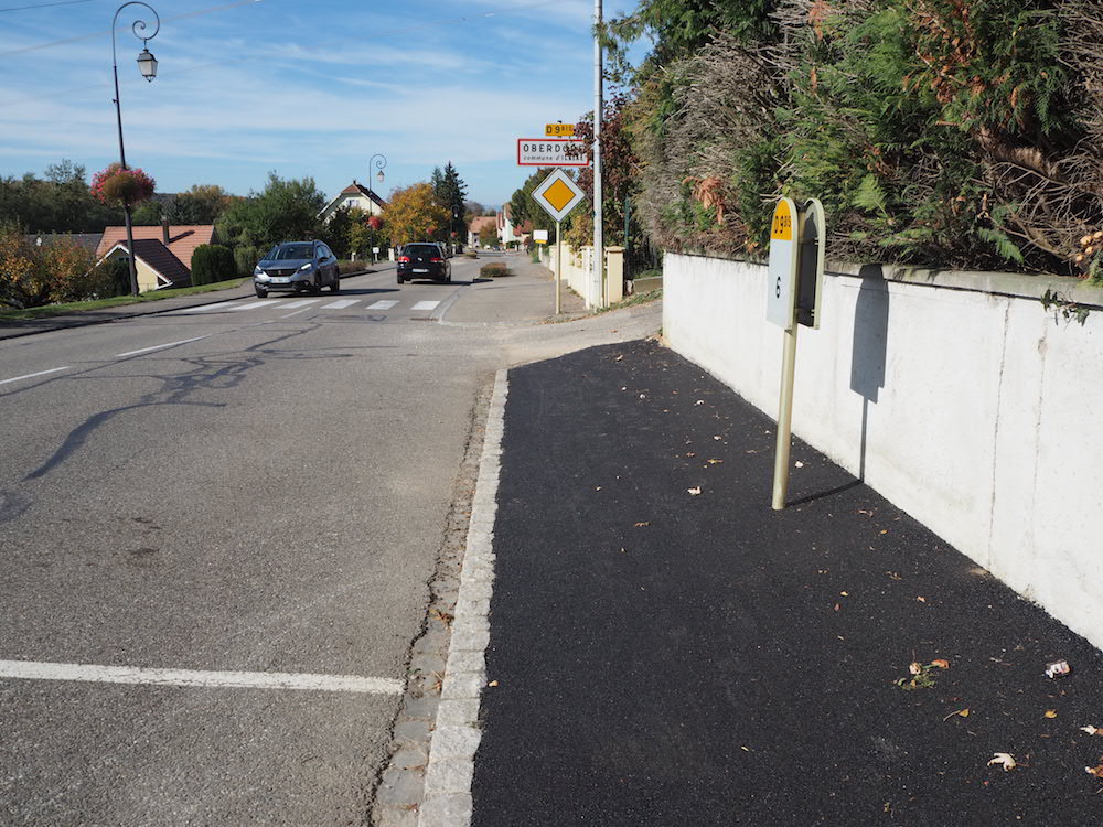 Aménagement de trottoir en enrobé - rue de la République