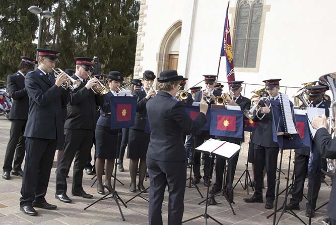 Armée du Salut - concert sur le parvis de l'Eglise, 7 octobre 2017
