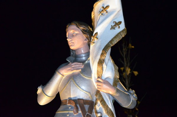 Statue de Jeanne d'Arc de nuit