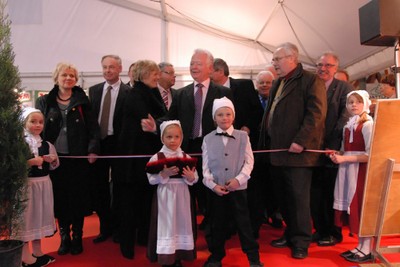 Expo-Habitat-Les 4 enfants pour le couper de ruban