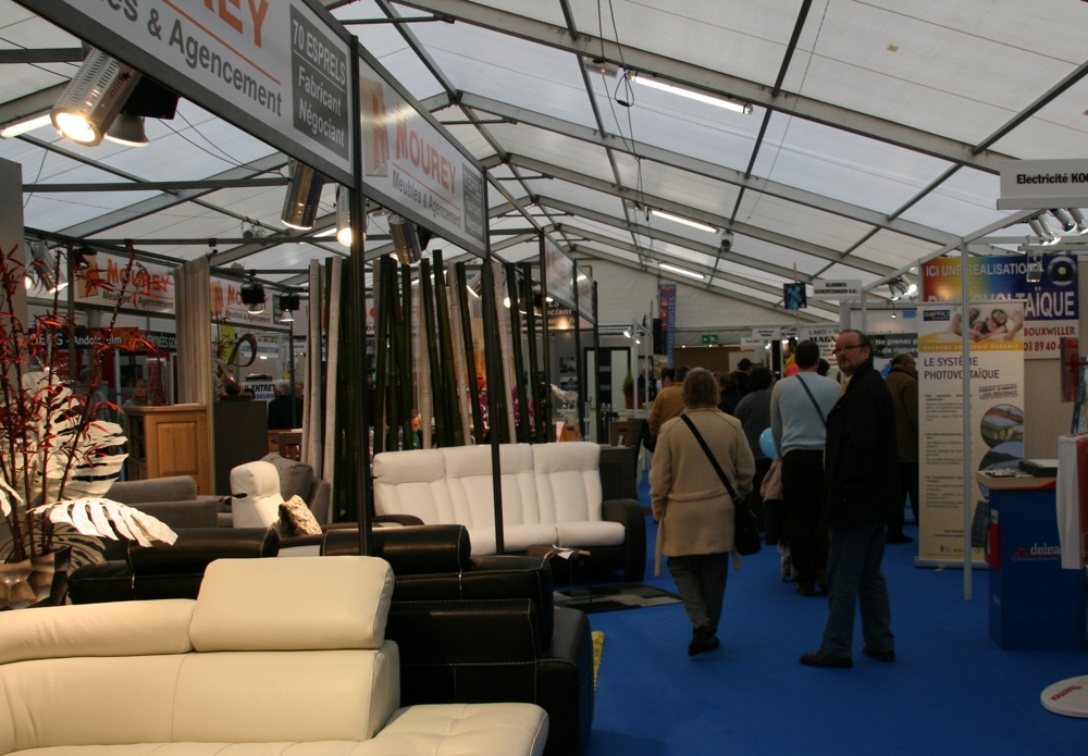 De beaux canapés pour votre intérieur à l'Expo-Habitat 2011 