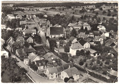 Photo aérienne de Waldighoffen il y a une cinquantaine d&rsquo;années