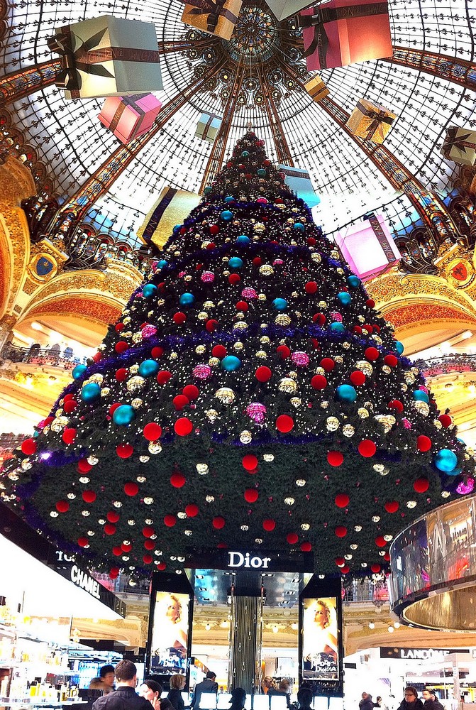 Sapin et dôme aux Galeries Lafayette