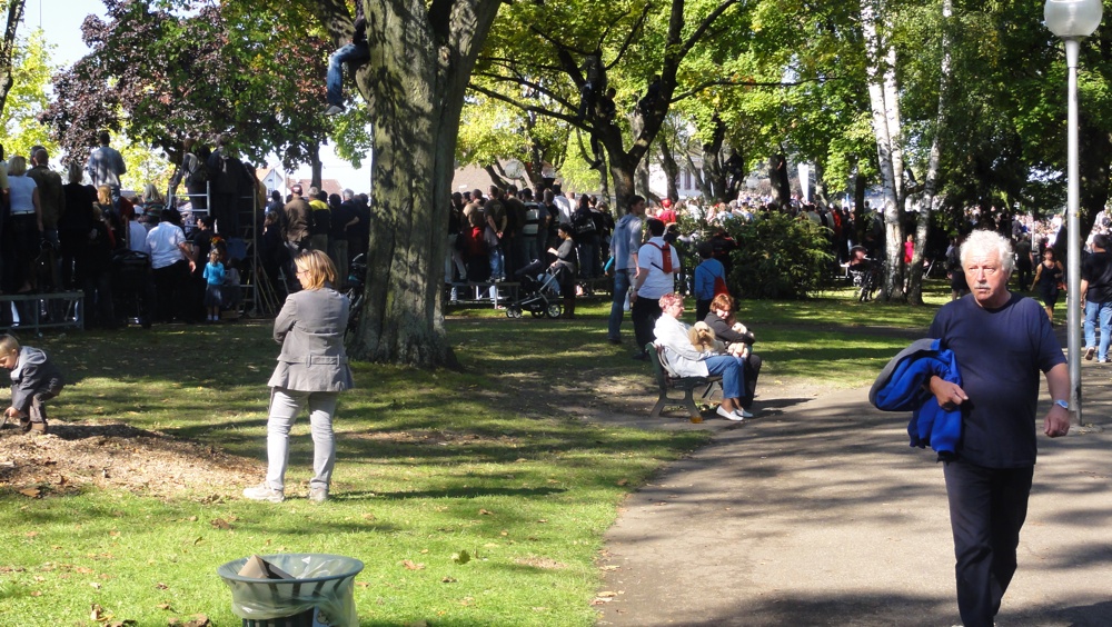 rallye de france alsace - foule à haguenau.JPG