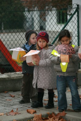 2 petits et 1 grande de la classe bilingue