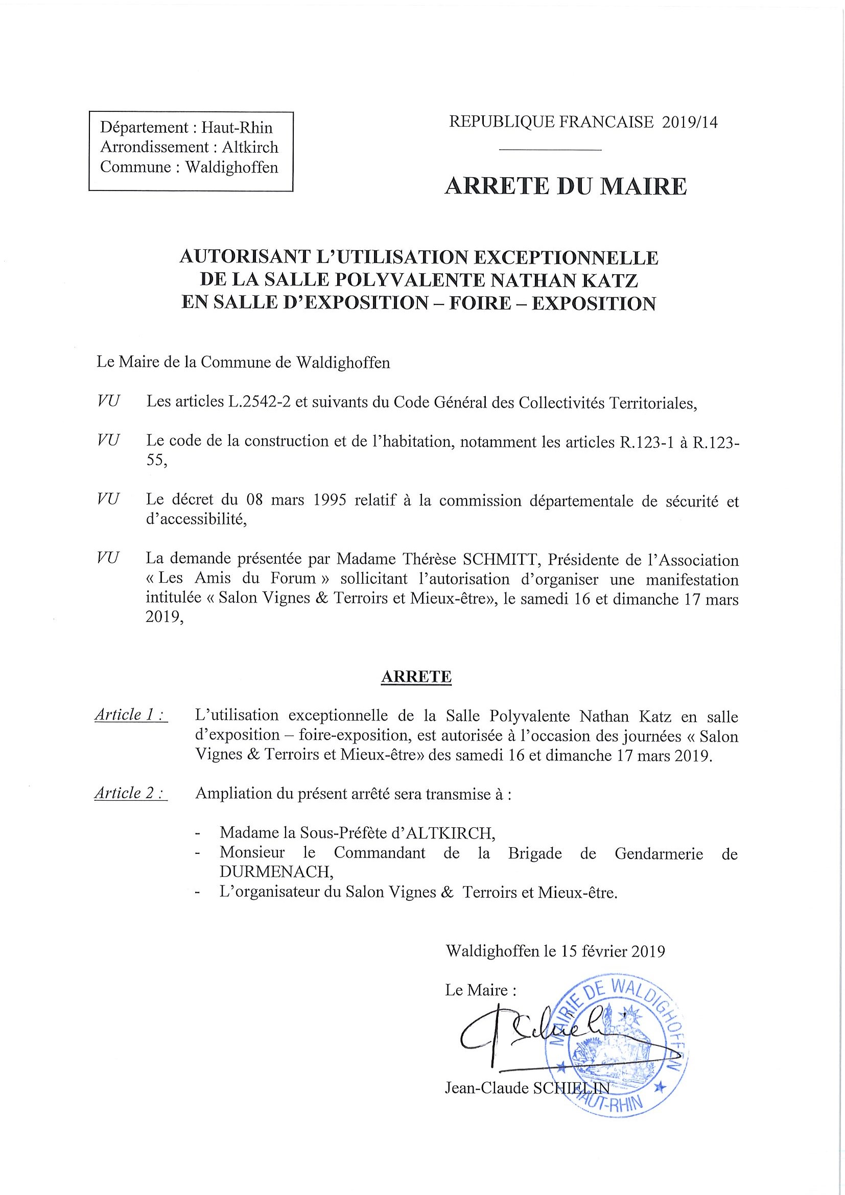 Arrêté du Maire autorisant l'utilisation de la salle polyvalente à l'occasion d'une exposition / foire