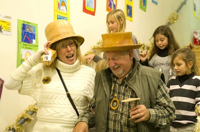 Deux chapeaux en bois pour Christiane Vallin et M. Haeberlé, le tourneur Deux chapeaux en bois pour Christiane Vallin et M. Haeberlé, le tourneur