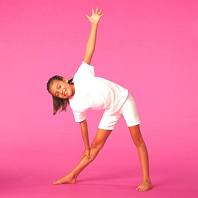 Triangle-posture de yoga-YogaKids®