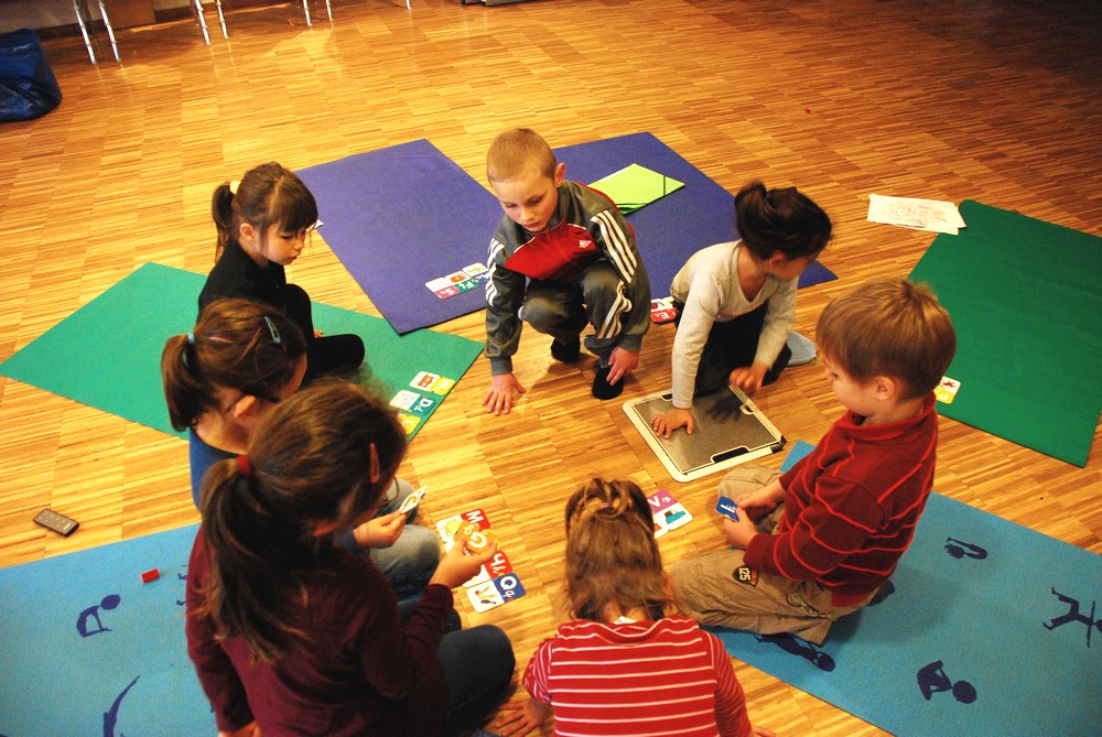 YogaKids Jennifer Gibbs Médiathèque de Waldighoffen - Jeu des lettres