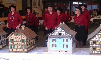 Line Dance et maisons alsaciennes Caritas 2014