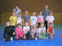 Les mini-poussins du basket-club CSSPP Waldighoffen à l'entrainement.