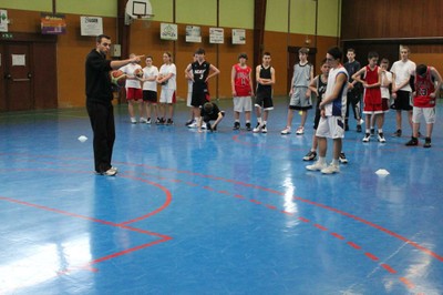Camp de basket minimes  explication exercice.