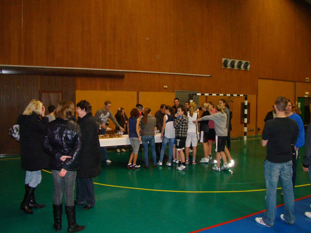 Du monde pour les 50 ans de patrick Gussy président du basket-club CSSPP Waldighoffen le 20 janvier 2012