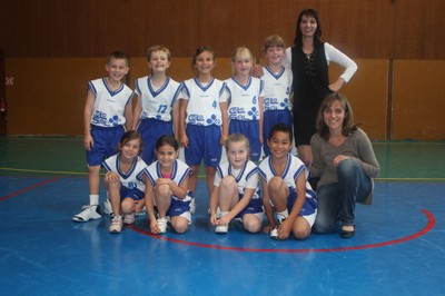 Les mini-poussins du basket-club CSSPP Waldighoffen.