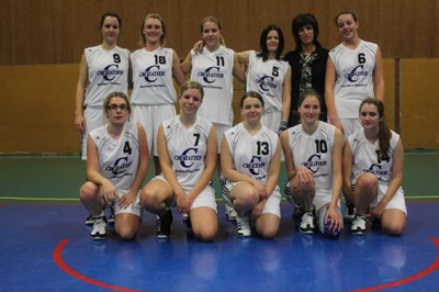 Les seniors féminines du basket-club CSSPP Waldighoffen de la saison 2011/2012.