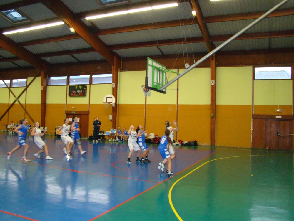 Attaque réussie match minimes région - sélection benjamines du Haut-Rhin du mercredi 18 janvier 2012