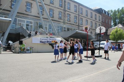 Fête du mini-basket match poussines 1