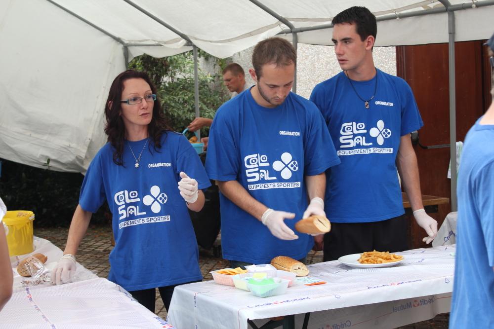 Au service marché aux puces le dimanche 4 septembre à Waldighoffen