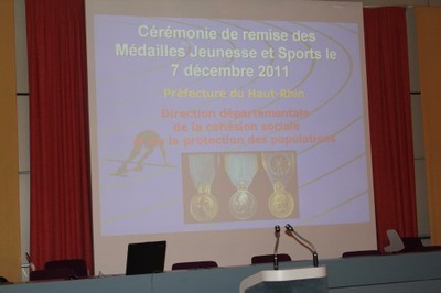 Médaille jeunesse et sports.