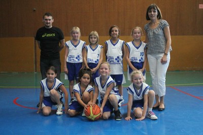 L'équipe des mini-poussins du basket-club CSSPP Waldighoffen.