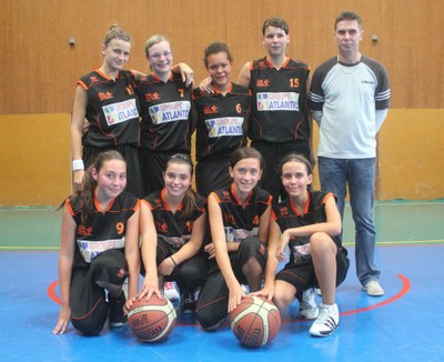 L'équipe des minimes féminines 2 de la saison 2012/2013.