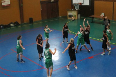 minimes féminines 2-carspach   attaque carspach.