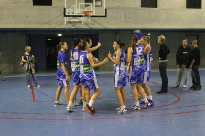 sortie FCM Féminin  la joie des vainqueurs. sortie FCM Féminin  la joie des vainqueurs.