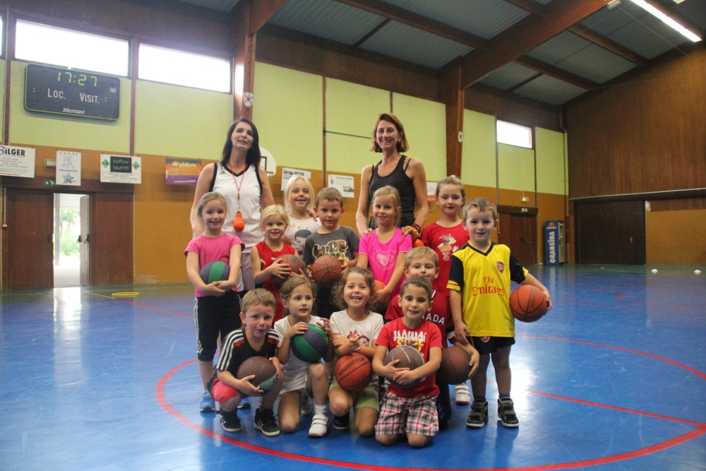 Le groupe des baby-basketteurs saison 2014/2015.