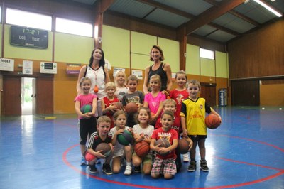 Le groupe des baby-basketteurs saison 2014/2015.