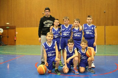 L'équipe des poussins du basket-club CSSPP Waldighoffen 2014/2015.