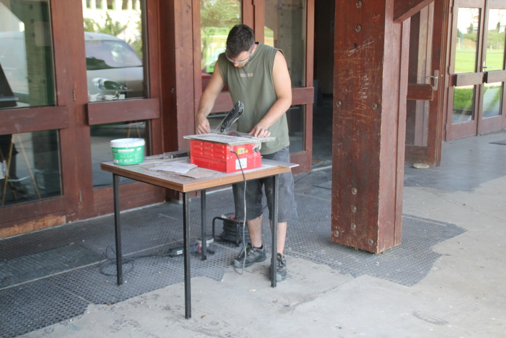 travaux salle été 2014 pendant 71.