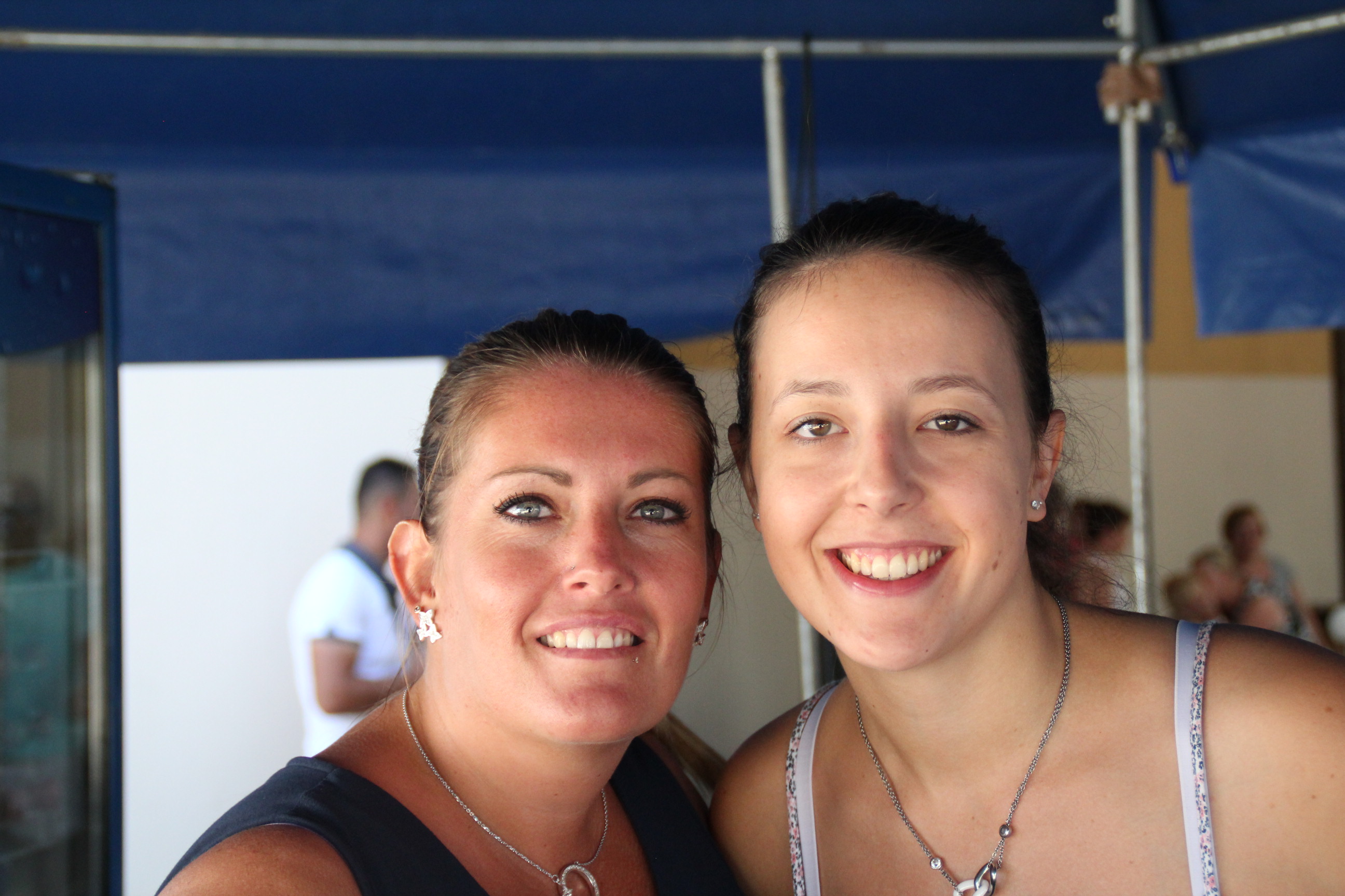 Marché aux puces 15.