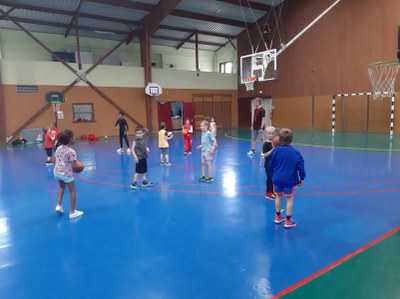 Entrainement baby-basket 3.