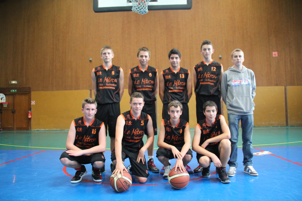 L'équipe des cadets du basket-club CSSPP Waldighoffen de la saison 2014/2015.