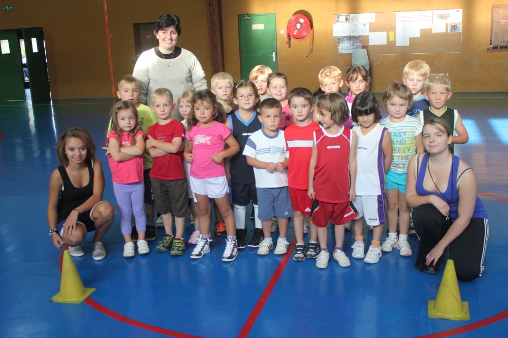 le groupe des baby-basketteurs du basket-club CSSPP Waldighoffen.