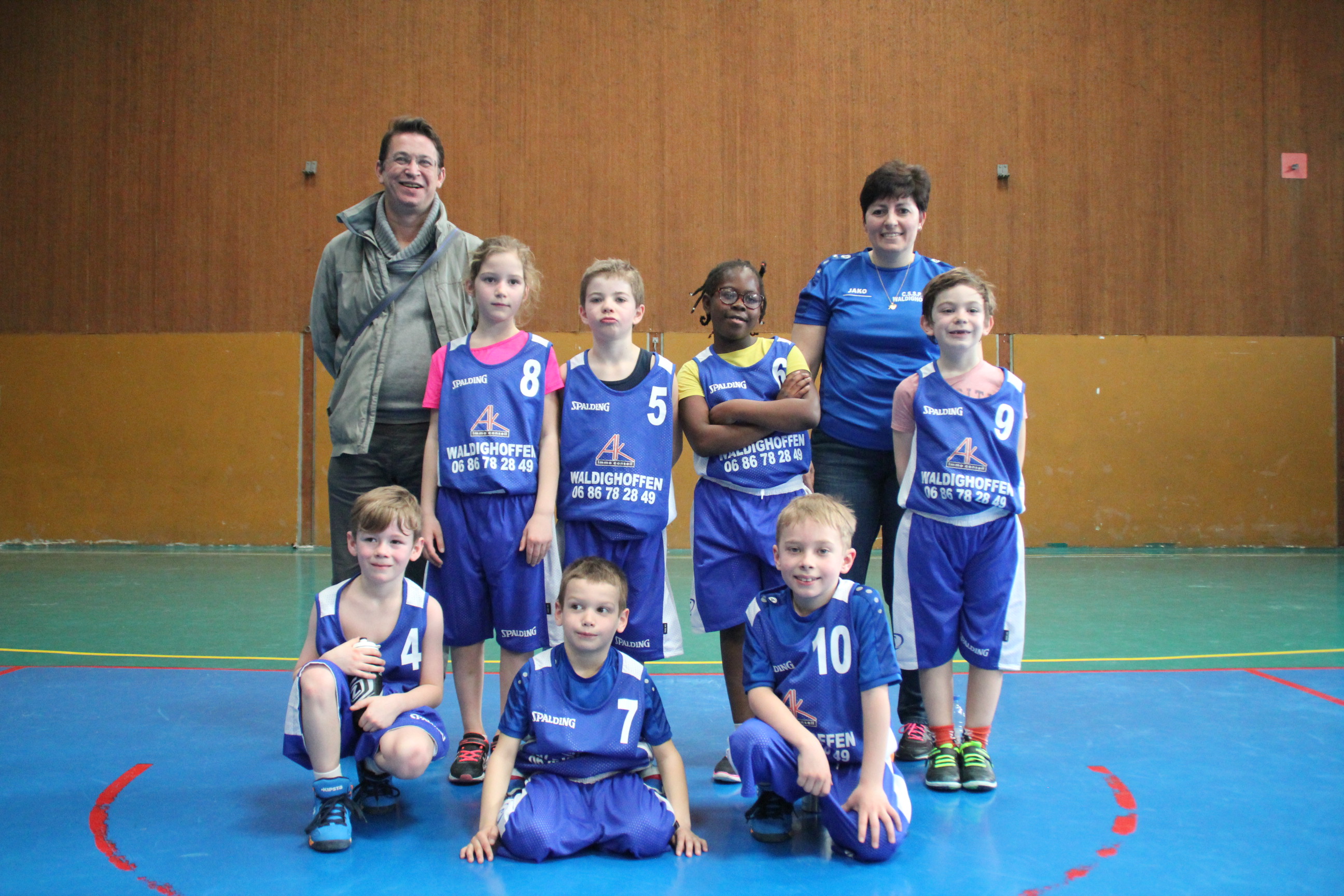 L'équipe des mini-poussins 1 du basket-club CSSPP Waldighoffen de la saison 2017/2018.