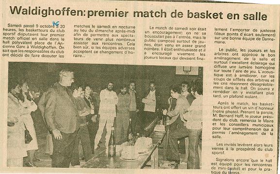 Article de presse concernant le premier match de basket en salle à Waldighoffen.