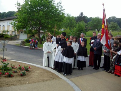 Bénédiction du Calvaire rue du 19 novembre - bénédiction