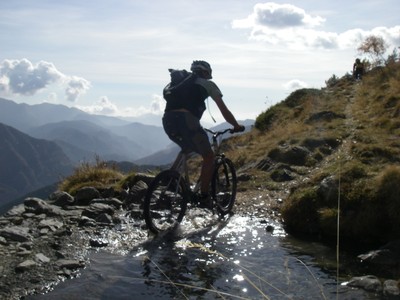 Association Les Mordus VTT - Photo d'une randonnée en montagne