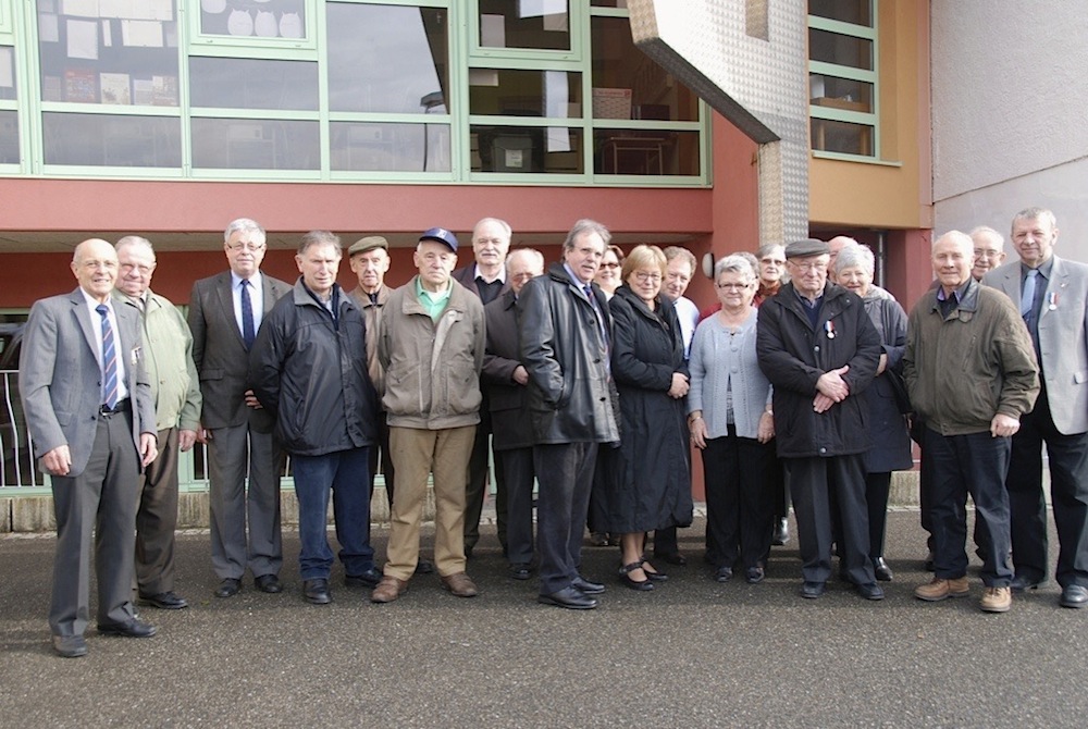 Photo souvenir avec les participants