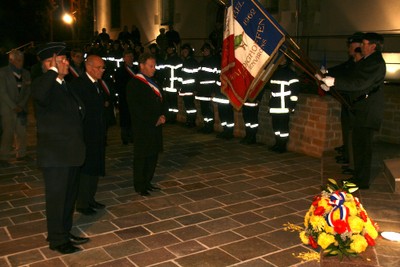 Honneur aux drapeaux