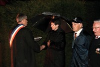 11 nov 2010 Waldighoffen - remise du diplôme à la fille d&rsquo;Albert Kueny