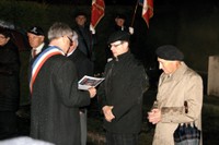 11 nov 2010 Waldighoffen - remise du diplôme au fils de Léon Laborde