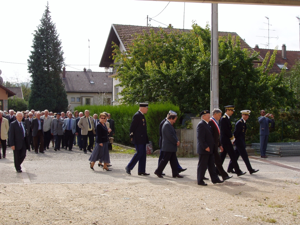 Congrès Départemental UNC 09.09.2007 arrivée des officiels à la salle polyvalente