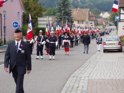 Congrès Départemental UNC 09.09.2007 tout le cortège