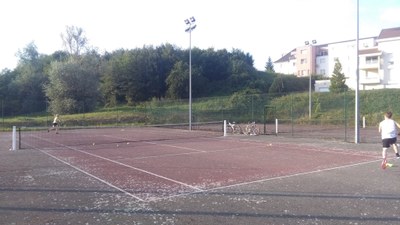 Terrain de tennis