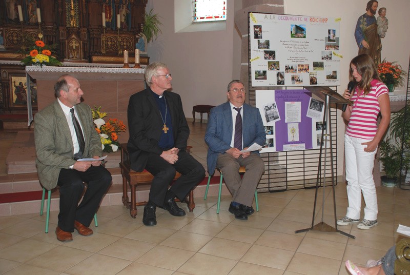 Père Smoter, Monseigneur Grallet et le Vicaire Episcopal Hubert Schmitt-Fessenheim