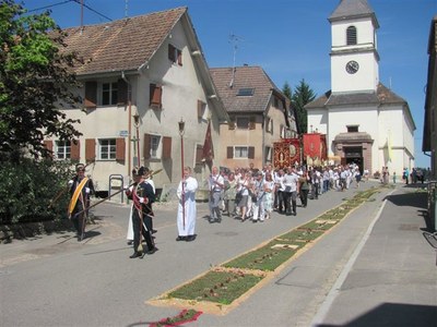 Fête Dieu paroisse Waldighoffen 1